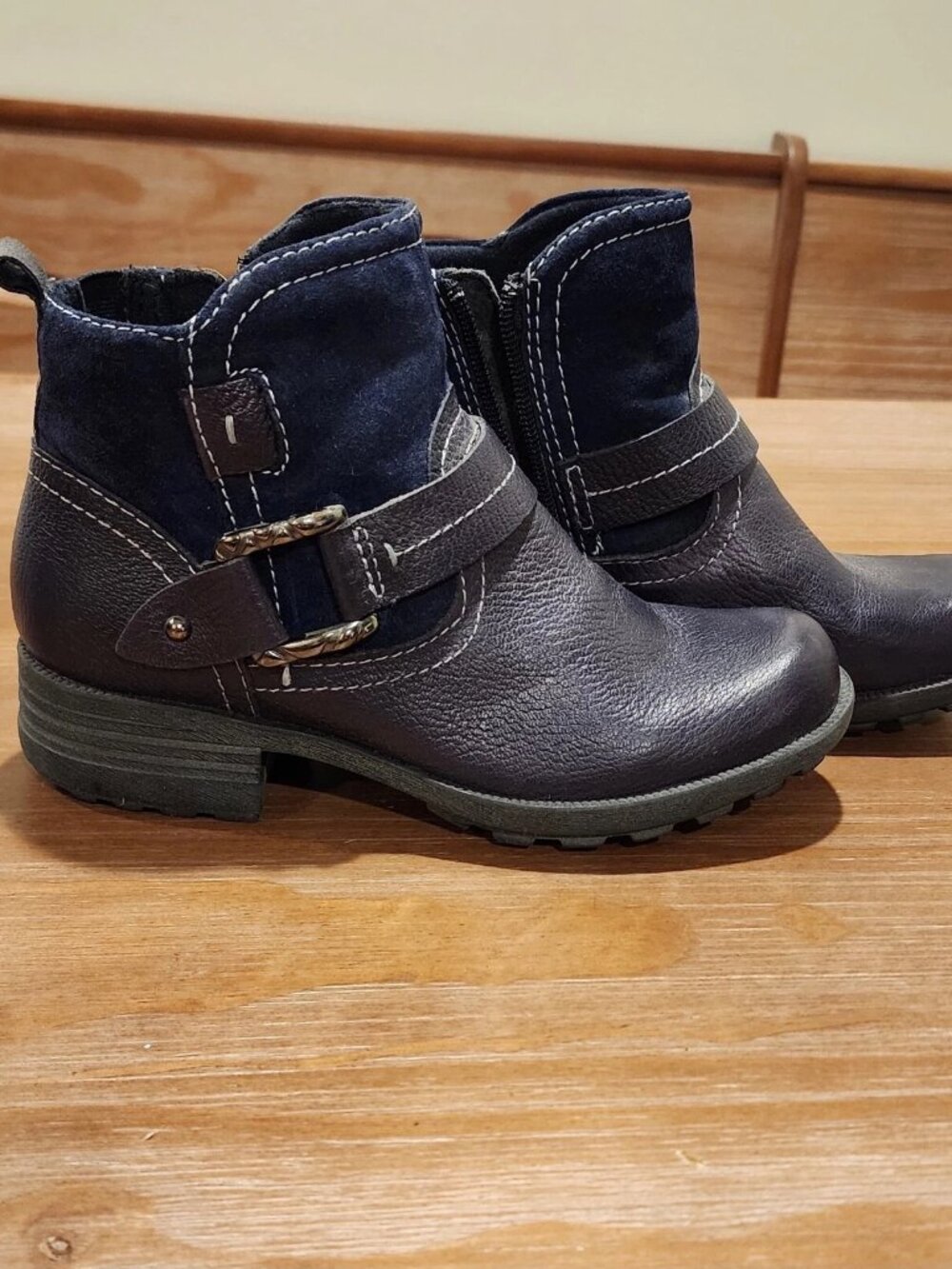 Earth Origins Womens Paris Blue Leather Suede Booties - Size 6M